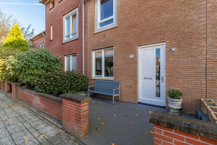 Foto 27 van Zwarte Ring 78