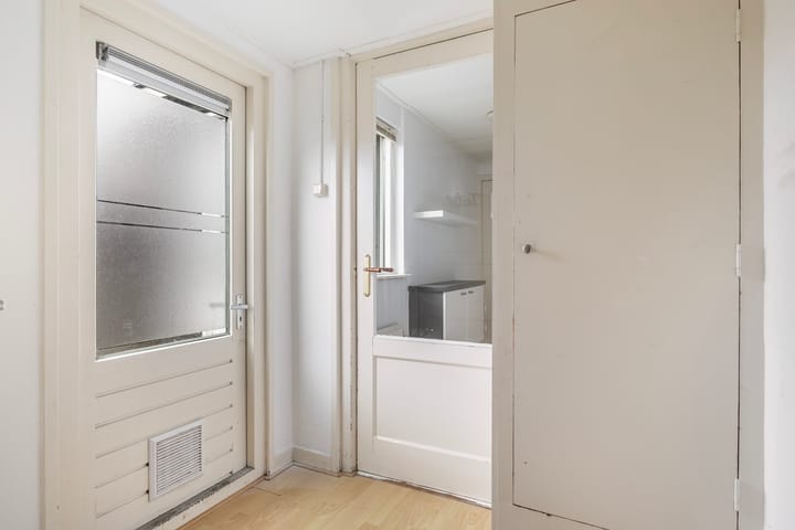 Photo 24 of Mendelssohnstraat 9