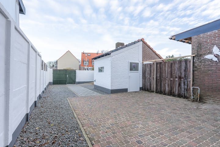 Foto 13 van Wolfshoofdplein 48