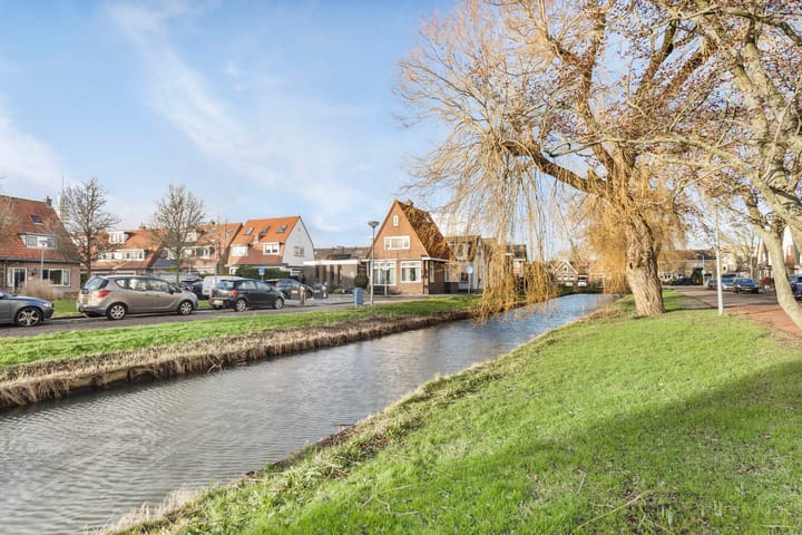 Foto 34 van Mooriaanstraat 12