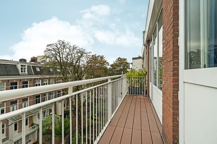 Foto 6 van Burmanstraat 18-4