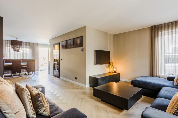 Foto 2 van Leeuwerik 17