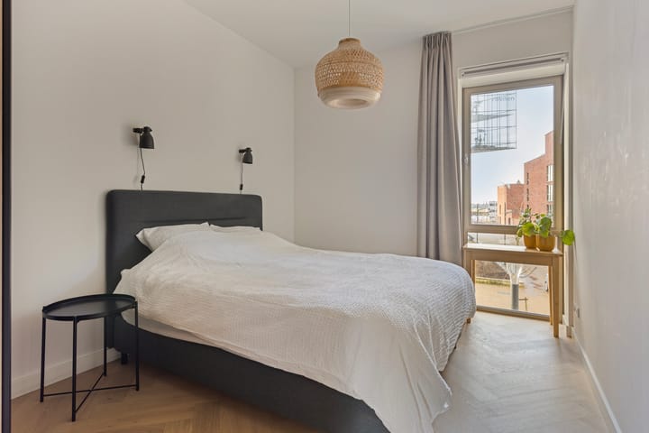 Photo 16 of Kanseliersplein 158