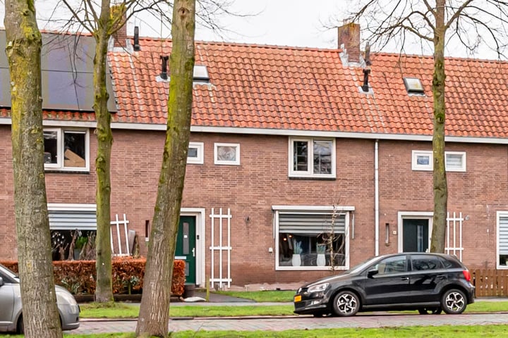 Voorstraat 48