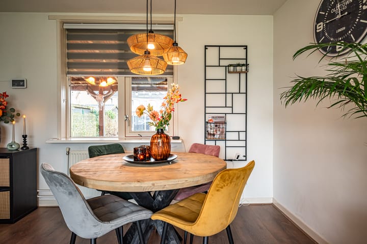 Foto 16 van Voorstraat 48