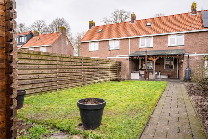 Foto 25 van Voorstraat 48