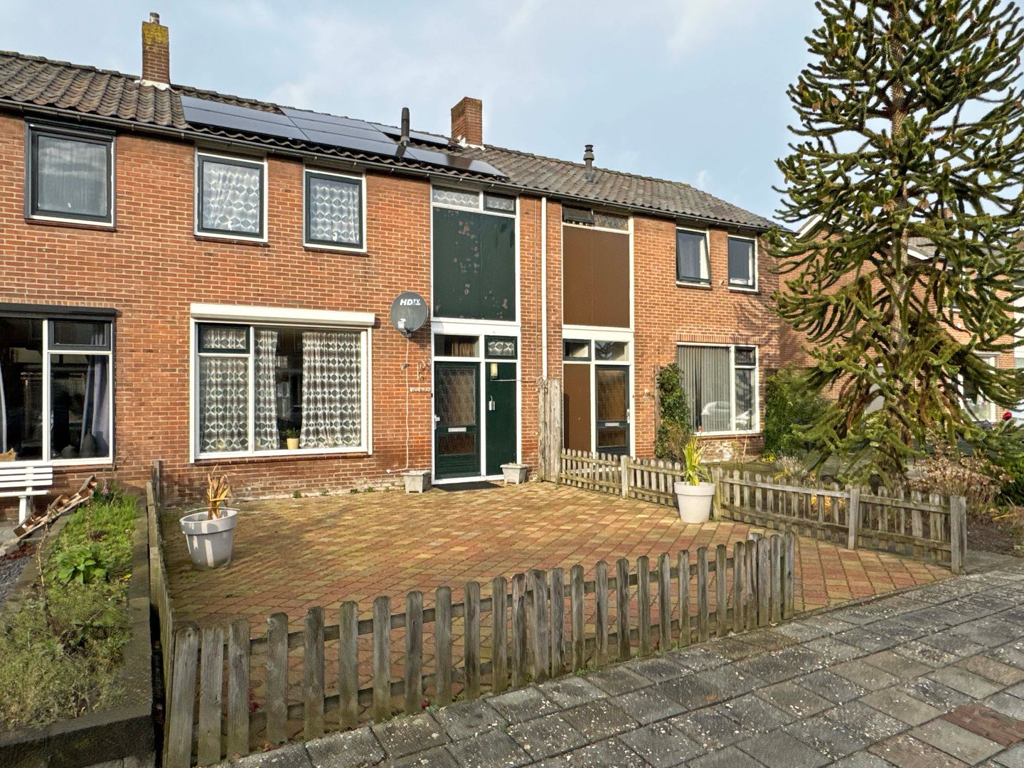 Foto 1 van van Limburg Stirumstraat 13