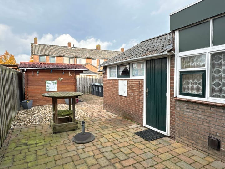 Foto 5 van van Limburg Stirumstraat 13