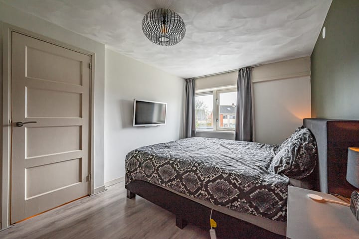 Foto 35 van Voorstraat 48