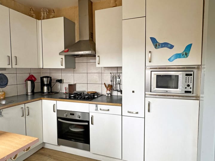 Foto 11 van van Limburg Stirumstraat 13