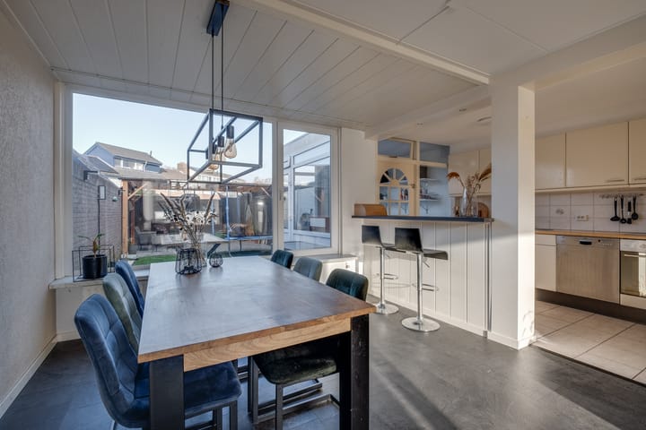 Foto 5 van Mezenlaan 104