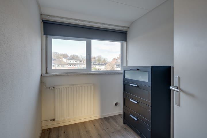 Foto 17 van Mezenlaan 104