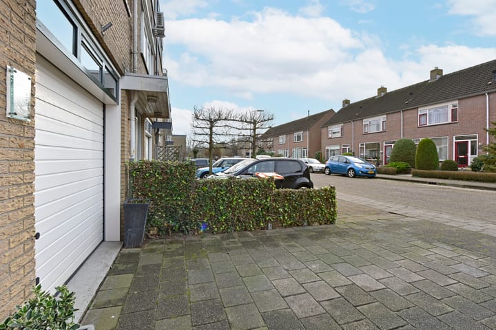 Foto 7 van Roelofsstraat 58