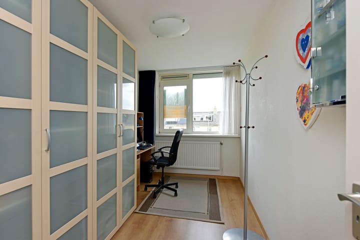 Foto 28 van Roelofsstraat 58