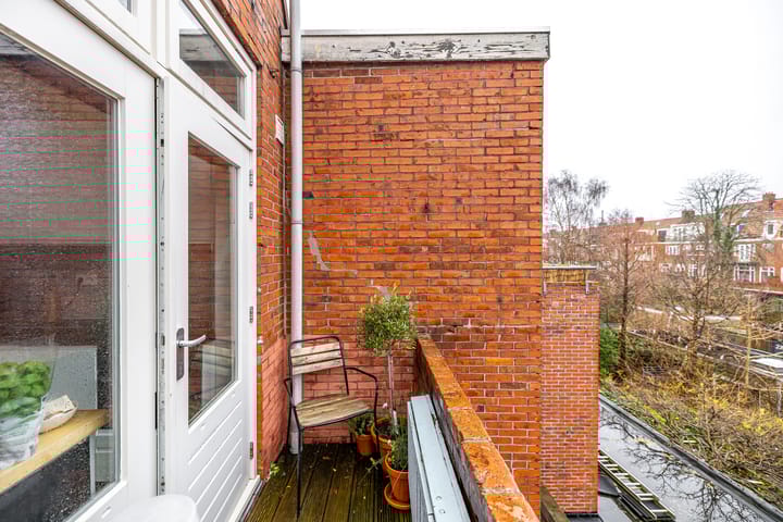 Foto 16 van Van Brakelplein 17-A