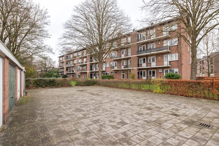 Photo 37 of Celsiusstraat 21