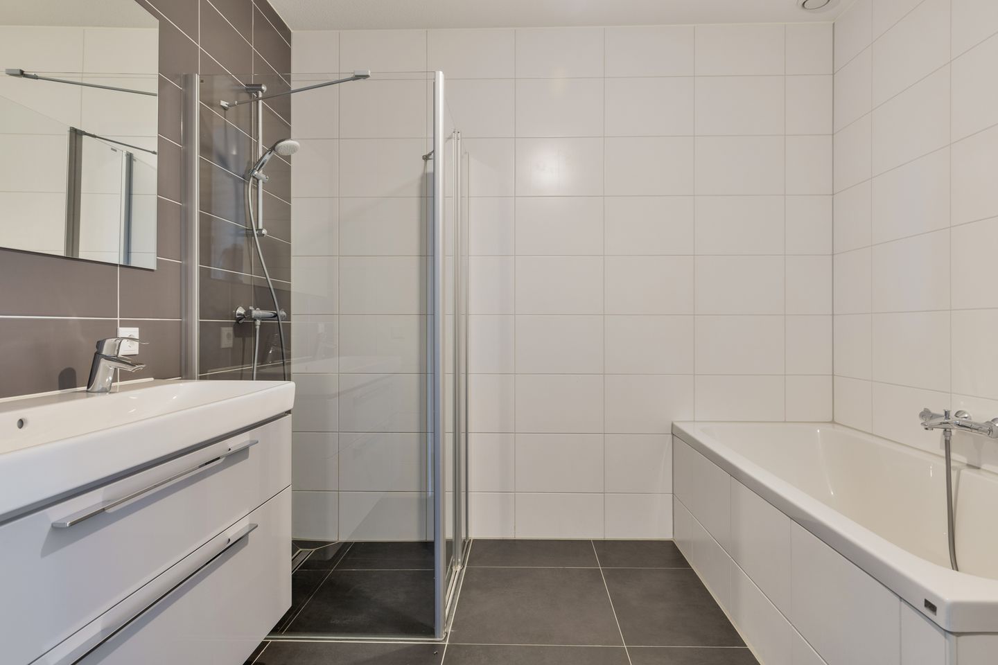 Photo 4 of De Klok 380