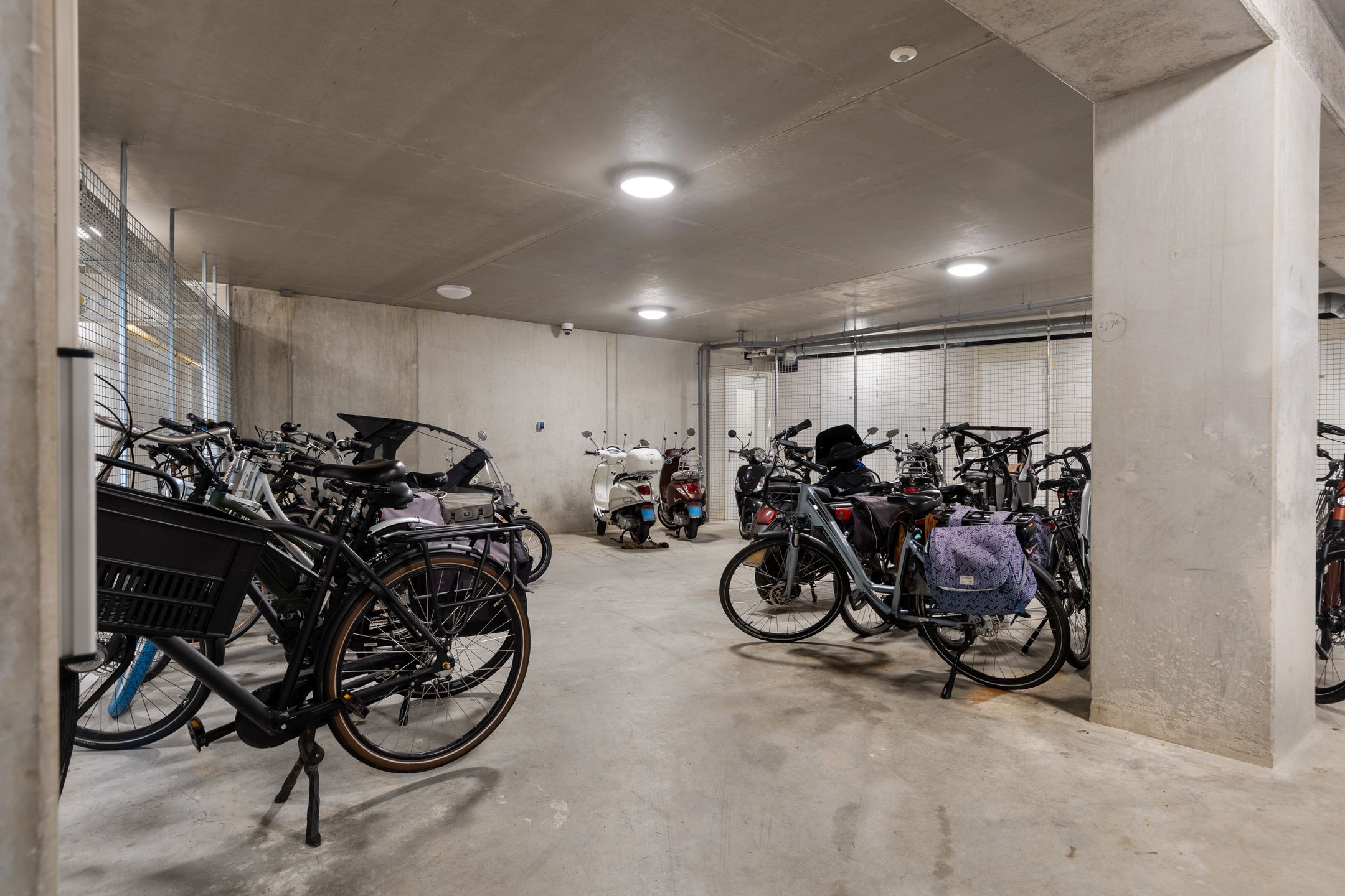 Photo 33 of De Klok 380