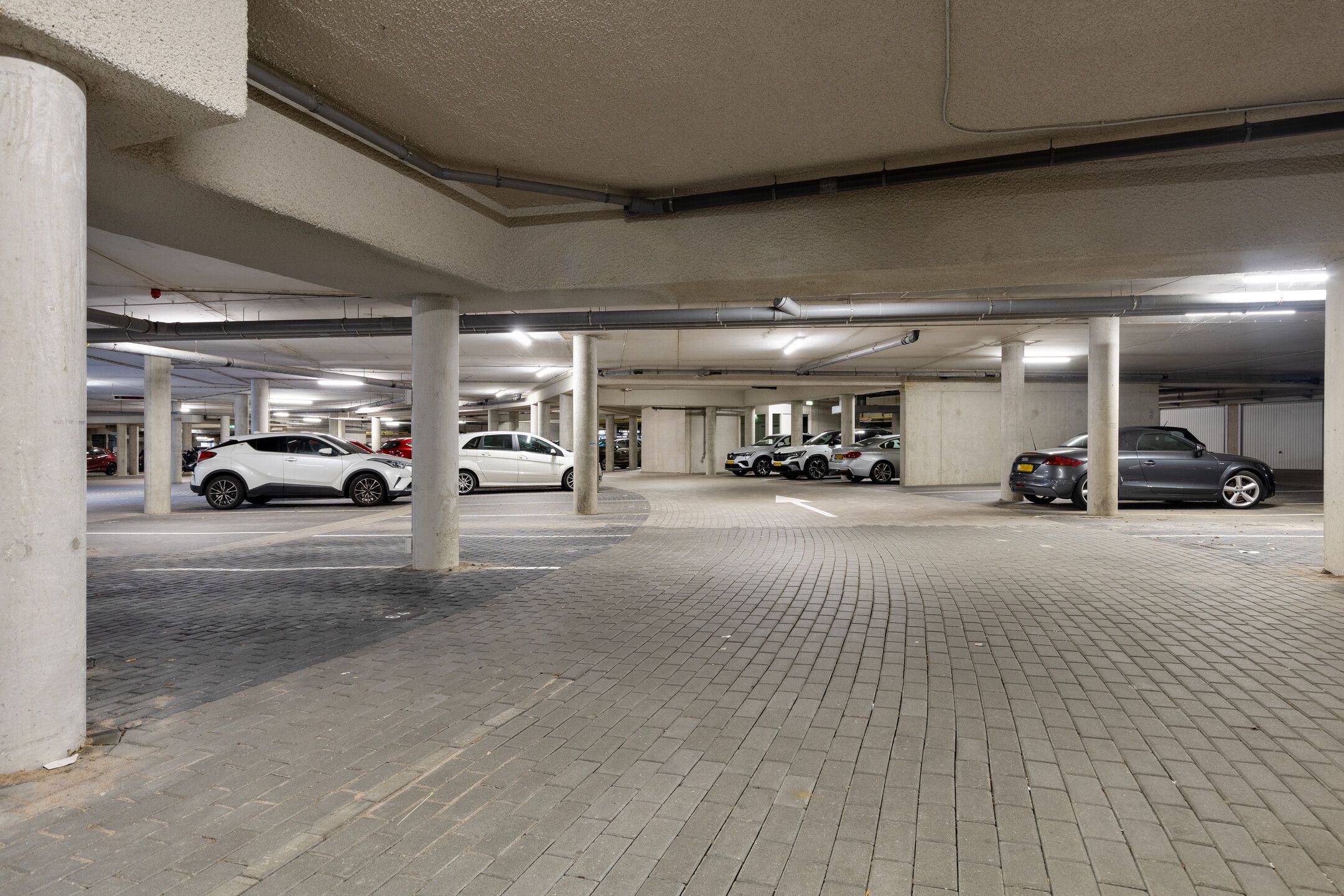 Photo 36 of De Klok 380