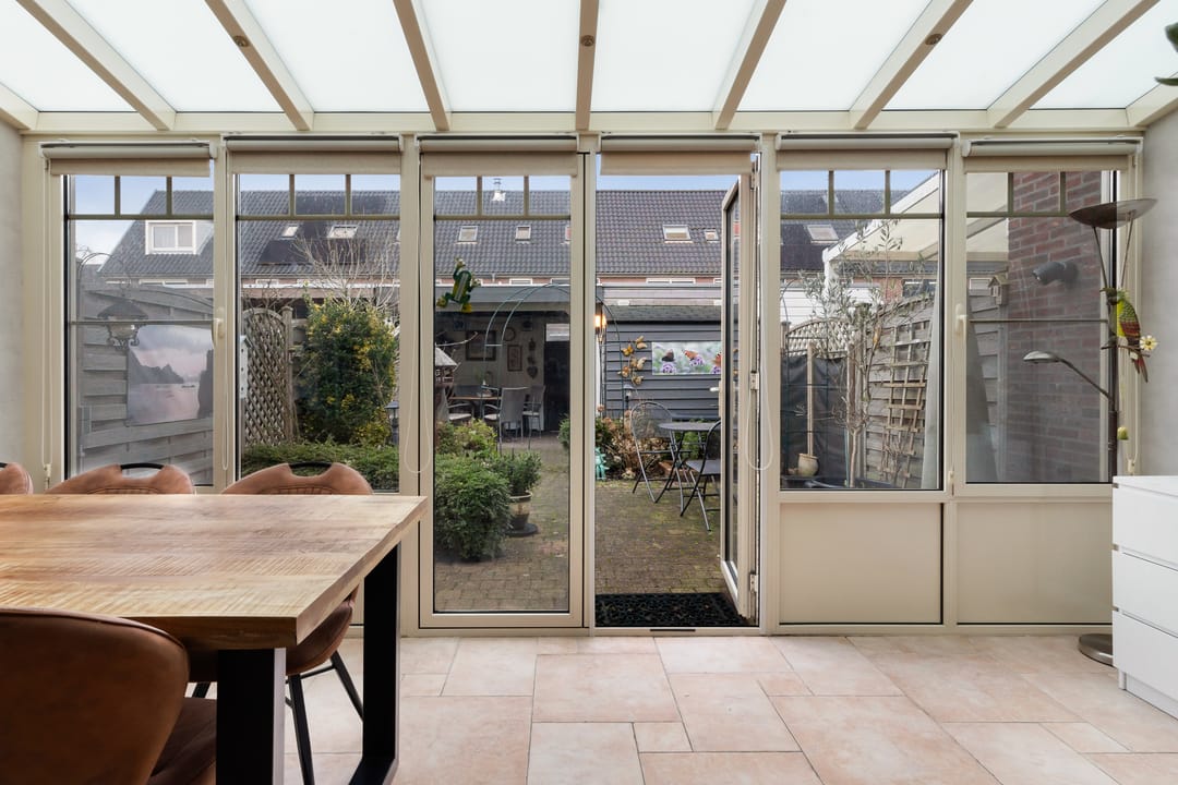 Foto 8 van Bart van der Leckstraat 10