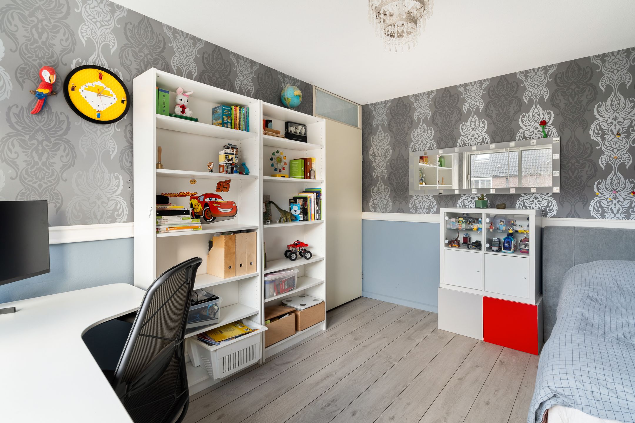 Foto 18 van Bart van der Leckstraat 10