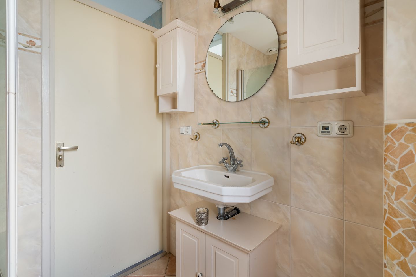 Foto 20 van Bart van der Leckstraat 10