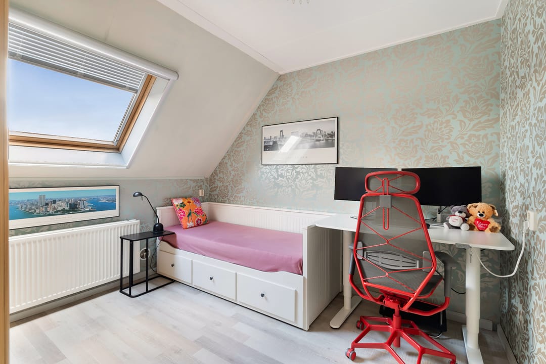 Foto 23 van Bart van der Leckstraat 10