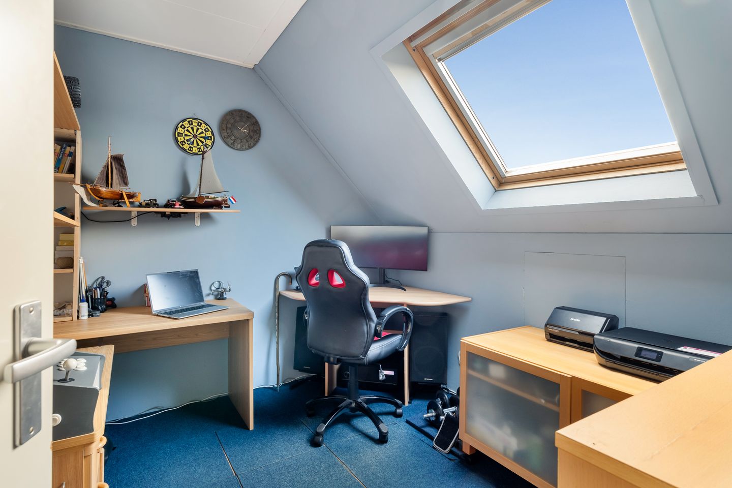 Foto 25 van Bart van der Leckstraat 10