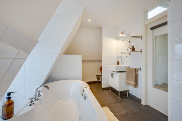 Foto 33 van Obrechtstraat 243-A