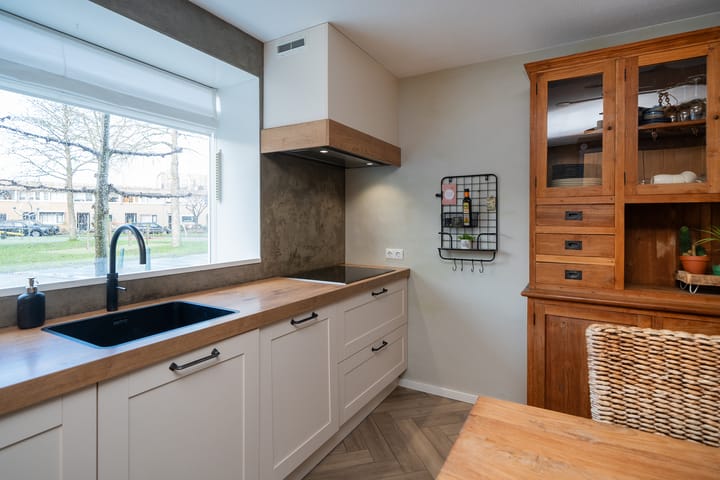 Photo 13 of Leeuwenhorst 2