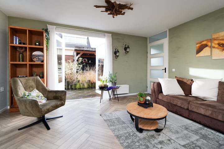 Photo 16 of Leeuwenhorst 2