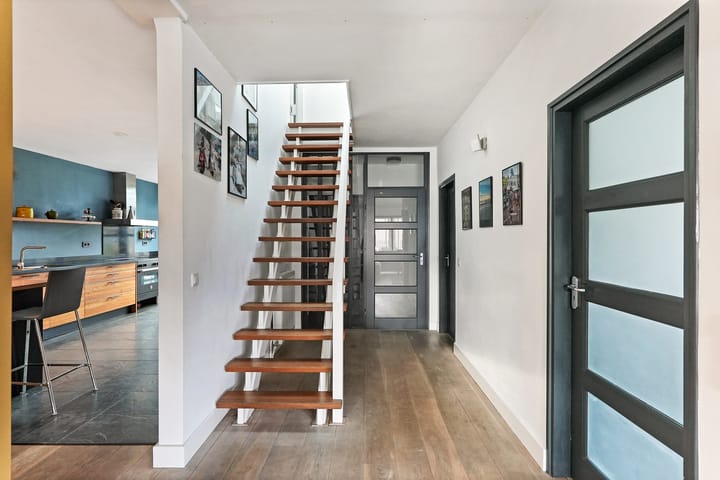 Foto 7 van Walraven van Hallstraat 20