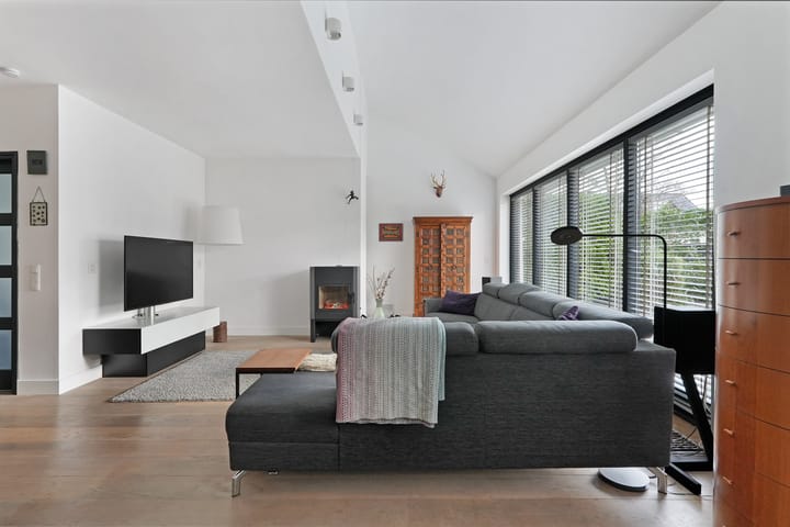 Foto 11 van Walraven van Hallstraat 20