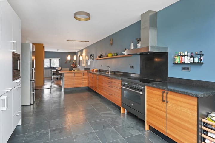 Foto 13 van Walraven van Hallstraat 20