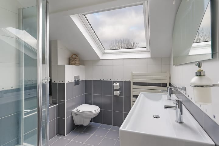 Foto 25 van Walraven van Hallstraat 20