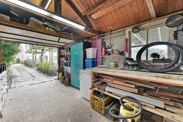 Foto 33 van Walraven van Hallstraat 20