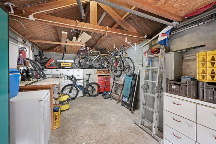 Foto 34 van Walraven van Hallstraat 20