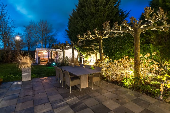 Foto 40 van Walraven van Hallstraat 20