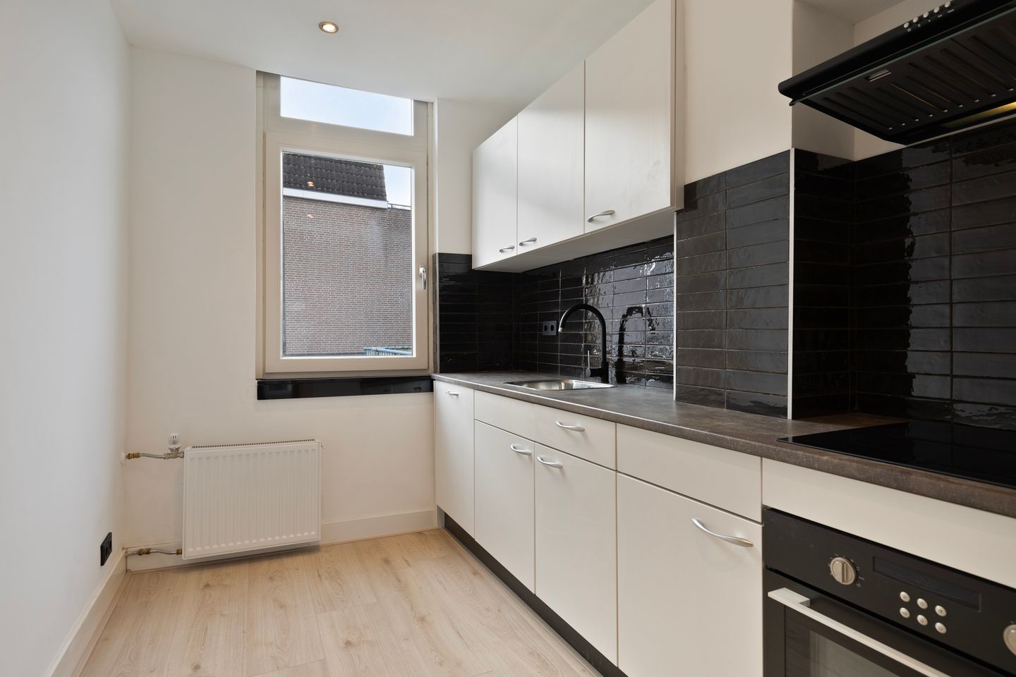 Photo 14 of Godevaert Montensstraat 53-A