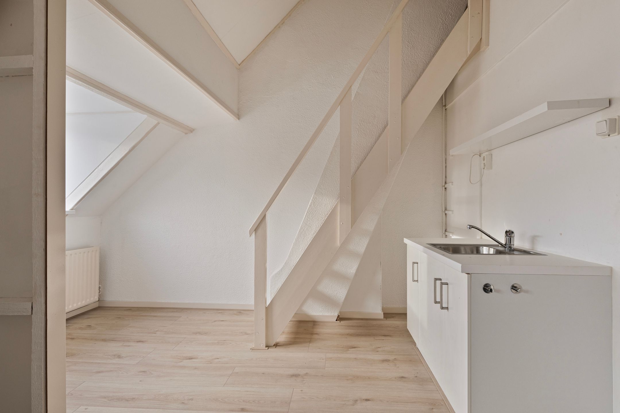 Photo 24 of Godevaert Montensstraat 53-A