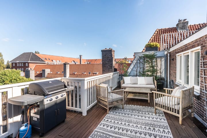 Foto 2 van Van Tuyll van Serooskerkenplein 34-3