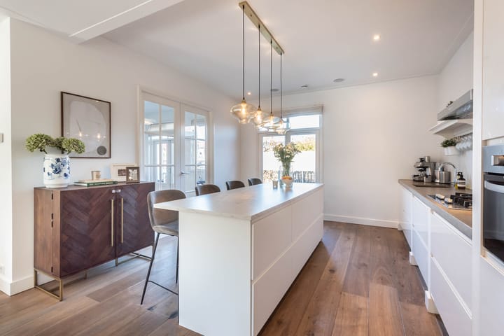 Foto 13 van Van Tuyll van Serooskerkenplein 34-3