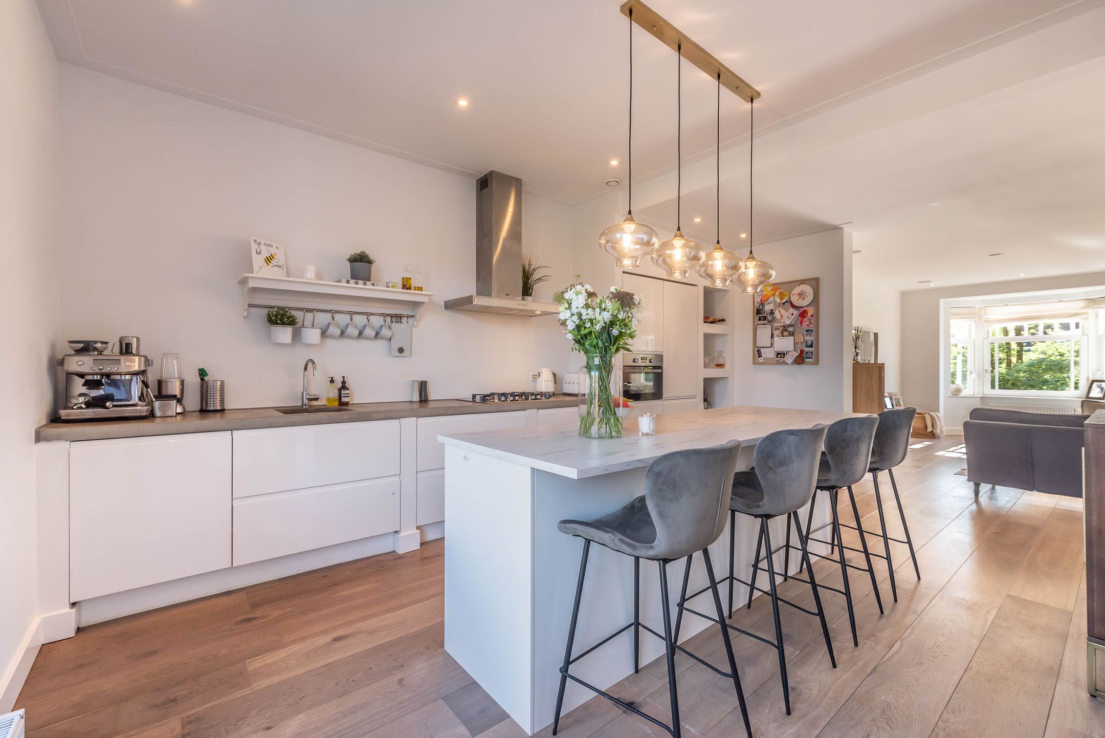 Foto 15 van Van Tuyll van Serooskerkenplein 34-3