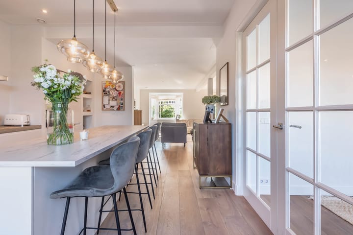 Foto 16 van Van Tuyll van Serooskerkenplein 34-3