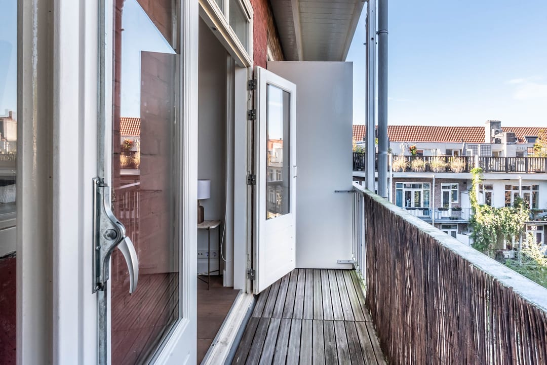 Foto 23 van Van Tuyll van Serooskerkenplein 34-3