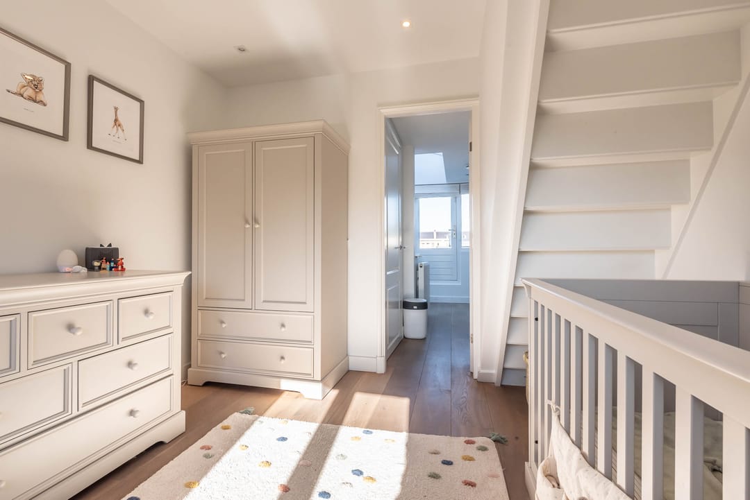 Foto 31 van Van Tuyll van Serooskerkenplein 34-3