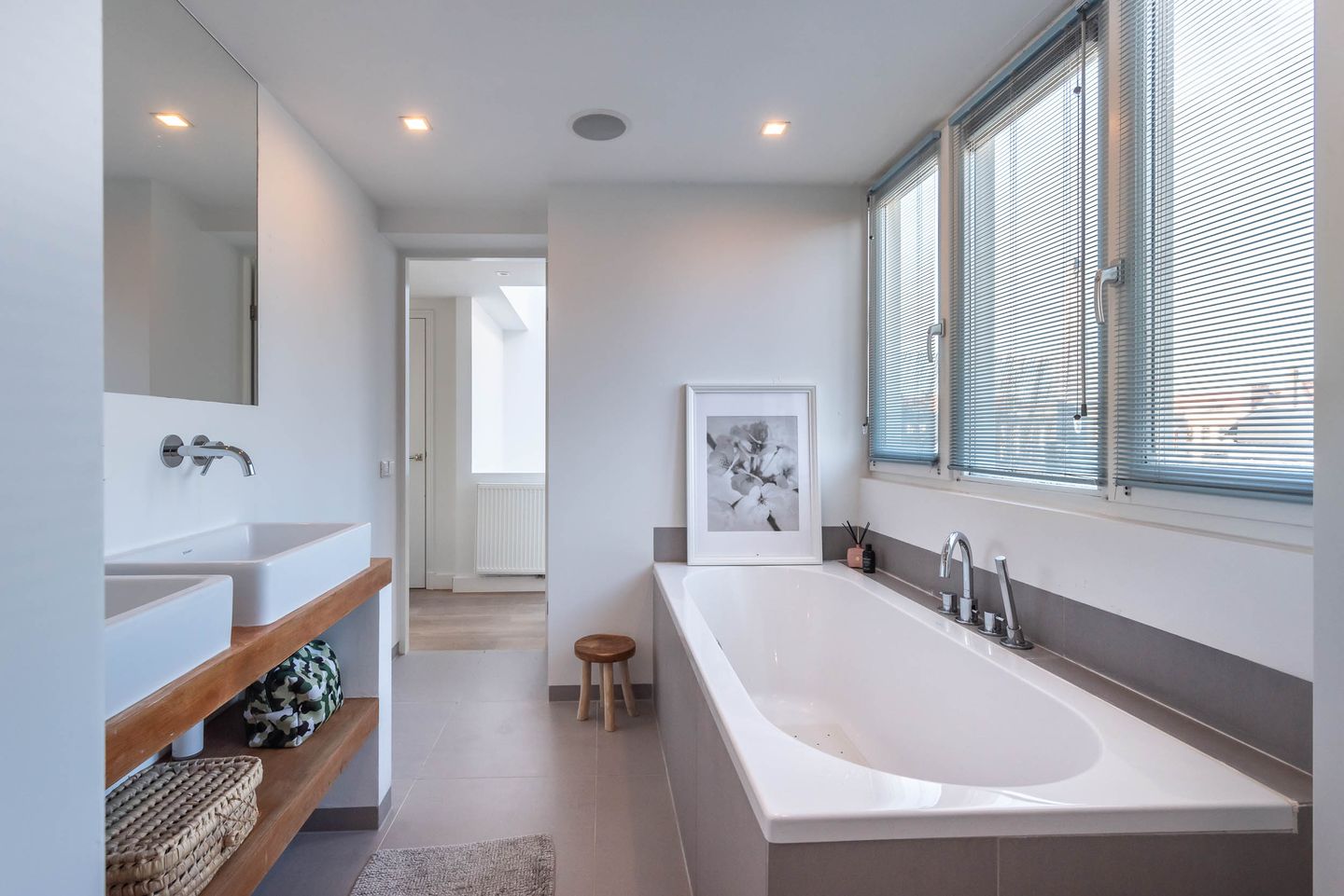 Foto 34 van Van Tuyll van Serooskerkenplein 34-3