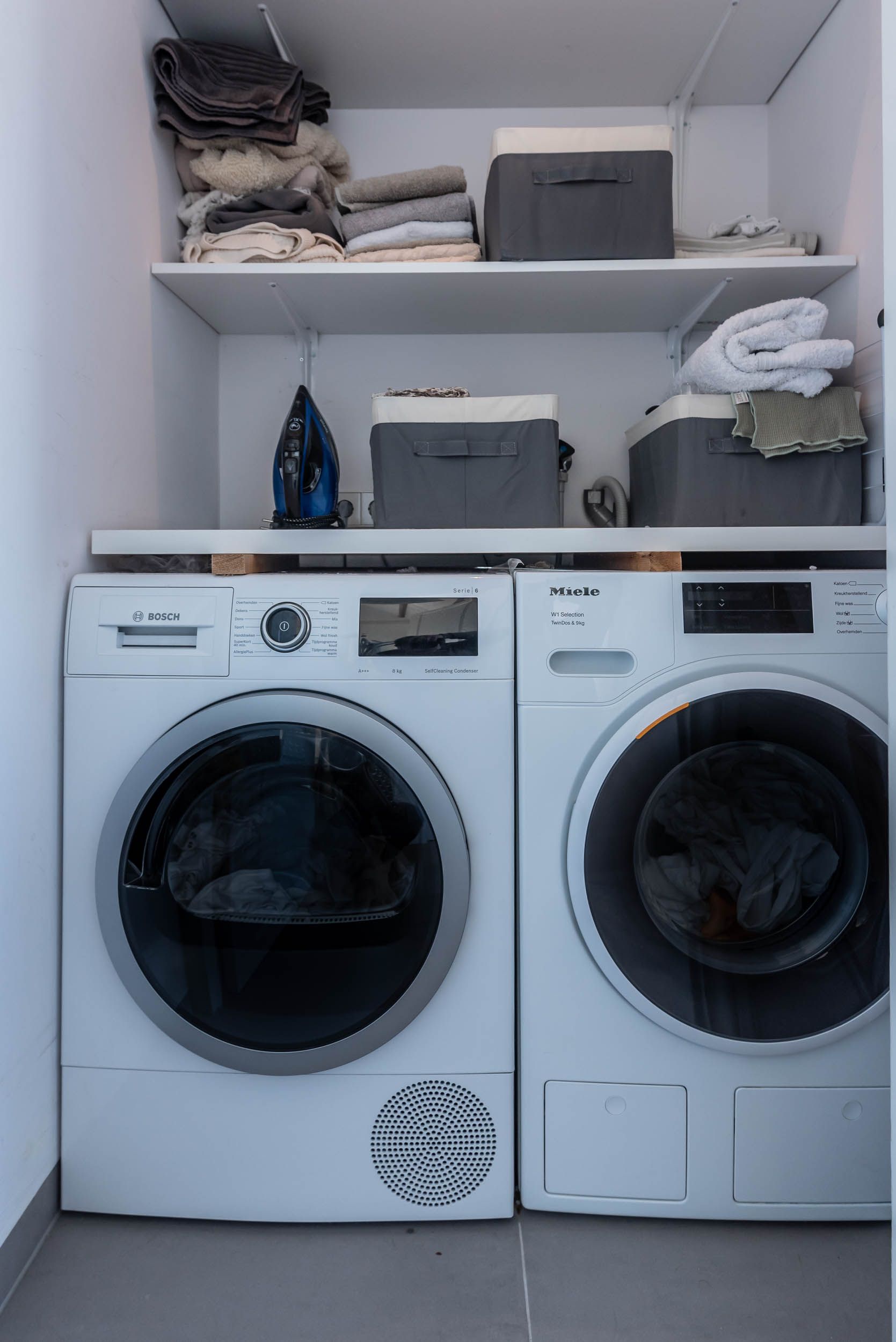 Foto 42 van Van Tuyll van Serooskerkenplein 34-3