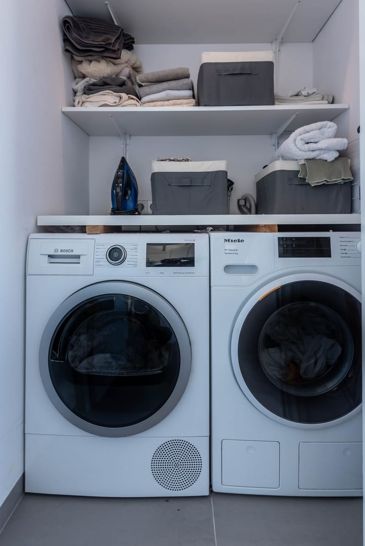 Foto 42 van Van Tuyll van Serooskerkenplein 34-3