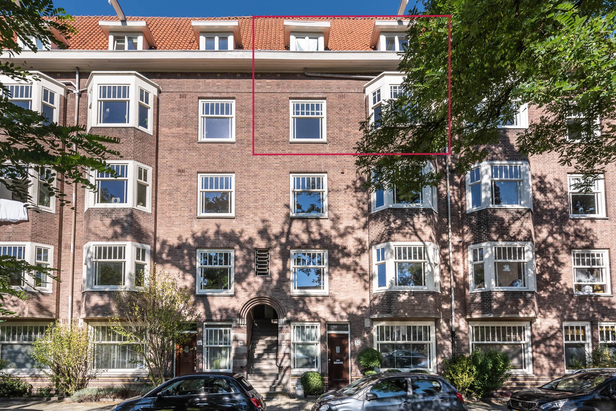 Foto 45 van Van Tuyll van Serooskerkenplein 34-3